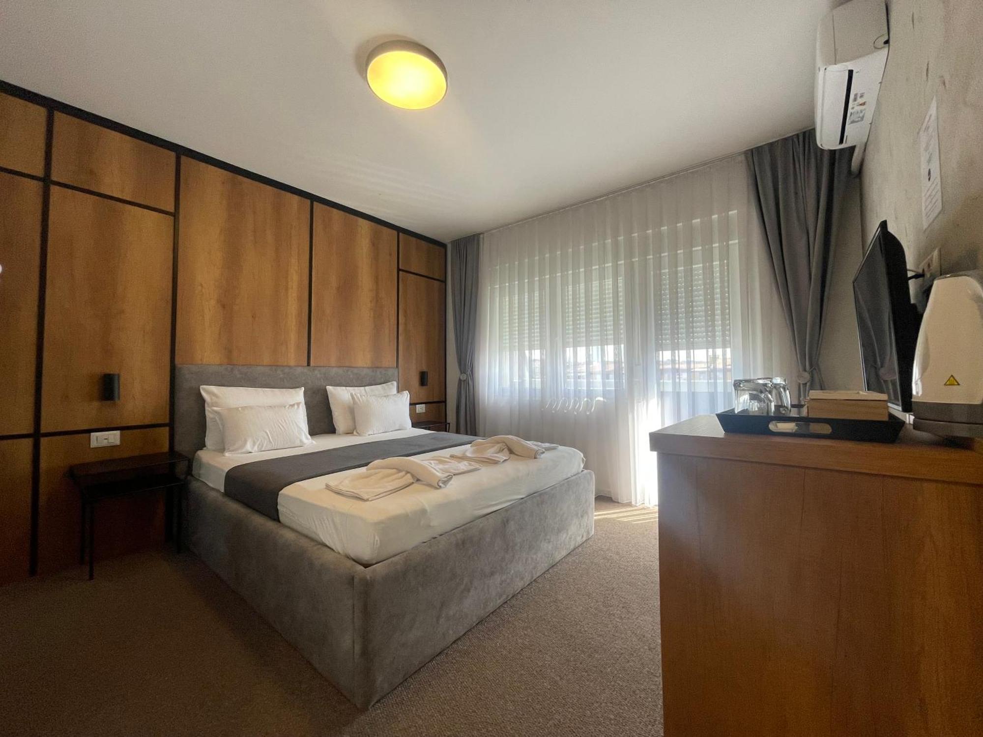 New Prishtina Luxury Rooms Приштина Экстерьер фото